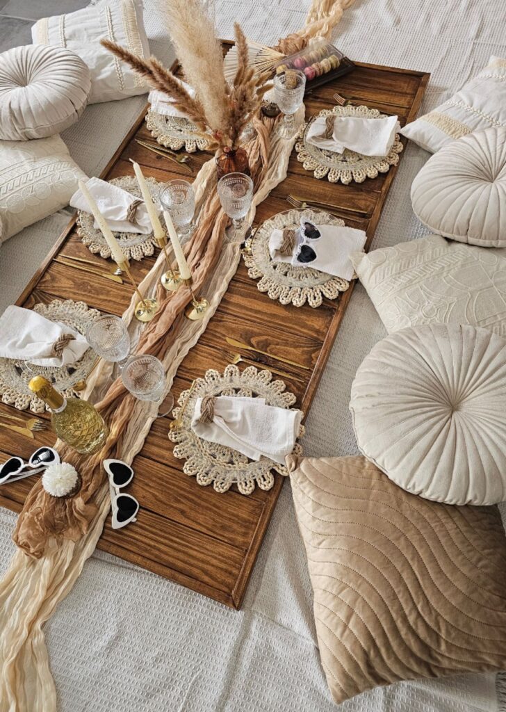 Pique nique bohème thème blanc - beige