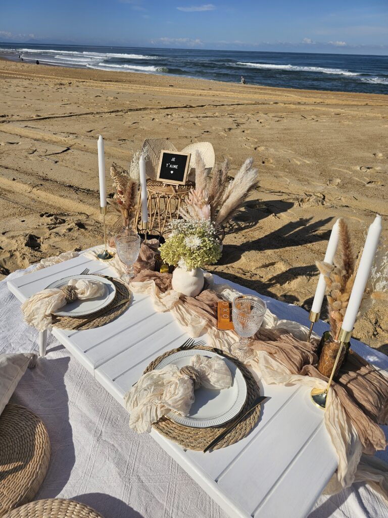 Pique nique boheme sur la plage - theme blanc